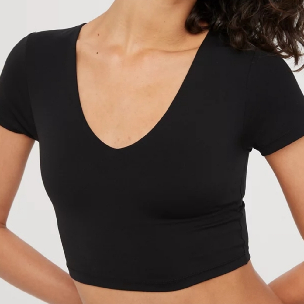 Offline By Aerie Real Me V-Neck T-Shirt Sz XL